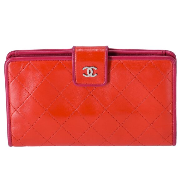 CHANEL Matelasse Long Bifold Wallet Red Pink Leather - Picture 1 of 6